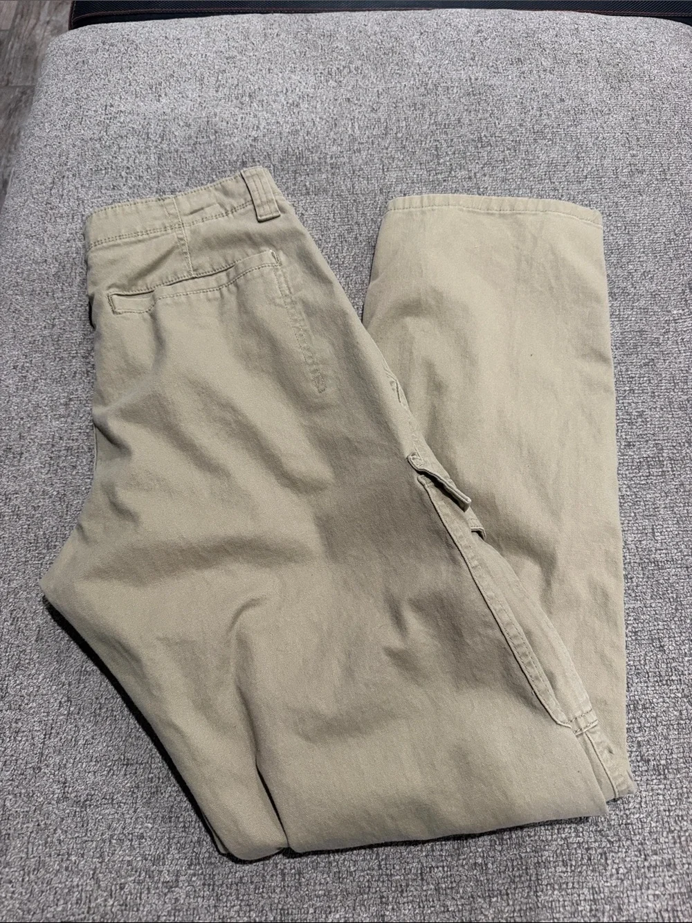Wrangler Men's Cargo Pants in Light Khaki